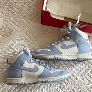 Nike High-Top Sneakers in Light Blue and White